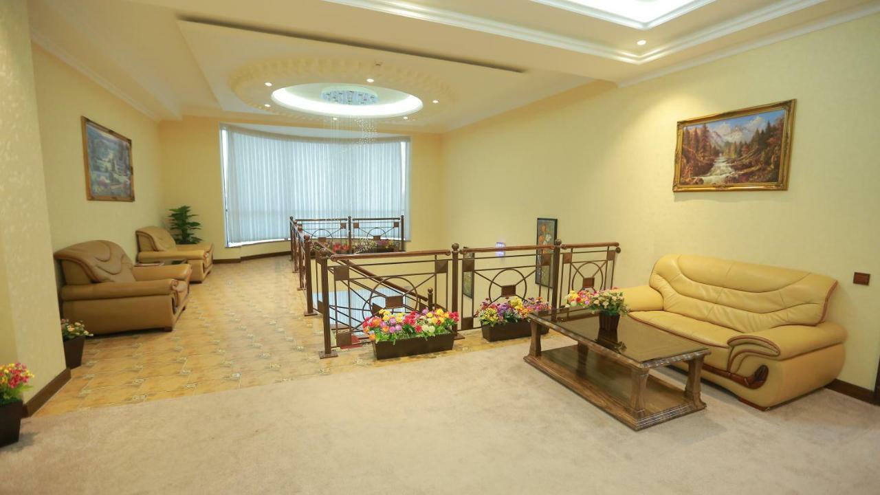 Hayot Hotel Taskent Exterior foto